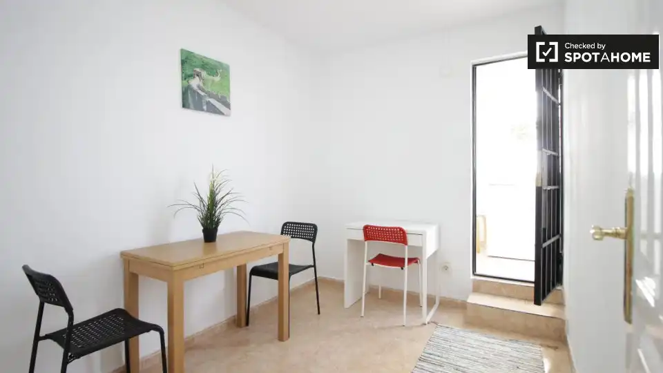 Flat for rent in El Raval