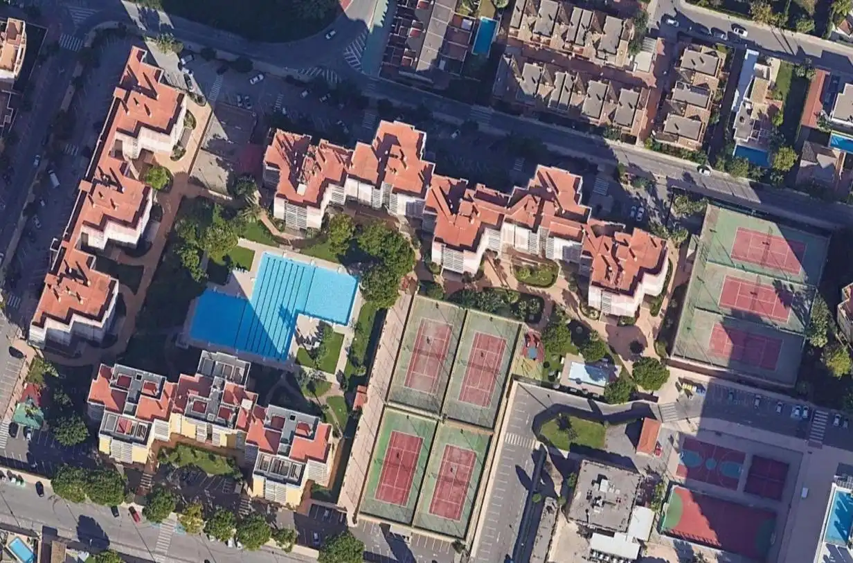 Vista exterior de Pis en venda en Canet d'En Berenguer amb Jardí privat, Terrassa i Balcó