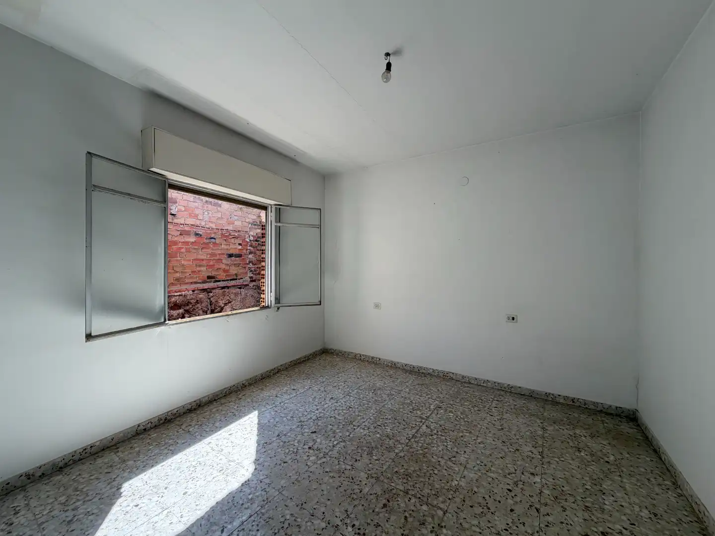 Dormitori de Casa o xalet en venda en Cazorla amb Terrassa i Balcó
