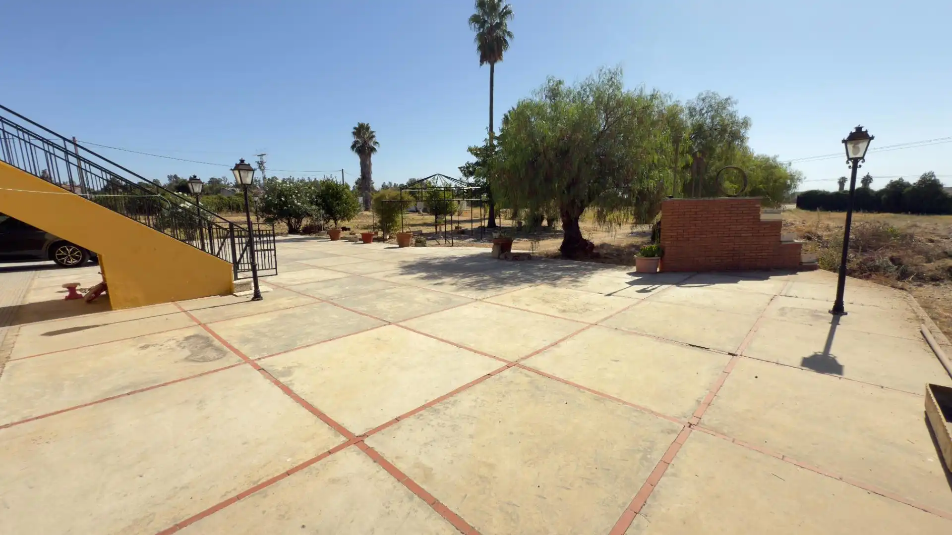 Terrassa de Finca rústica en venda en Gibraleón amb Aire condicionat, Jardí privat i Terrassa