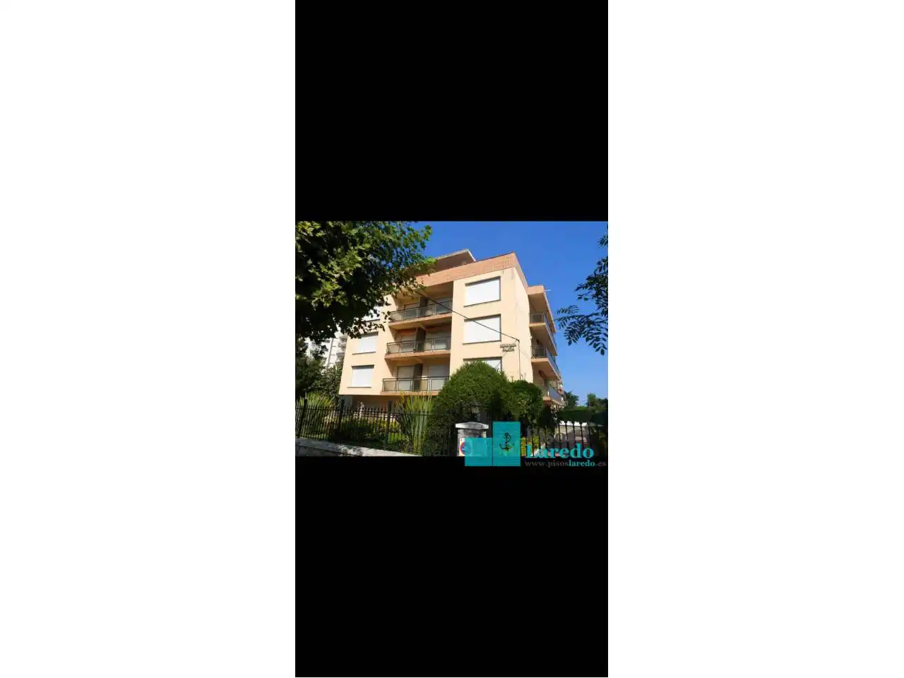 Exterior view of Flat for sale in Laredo  with Heating and Furnished
