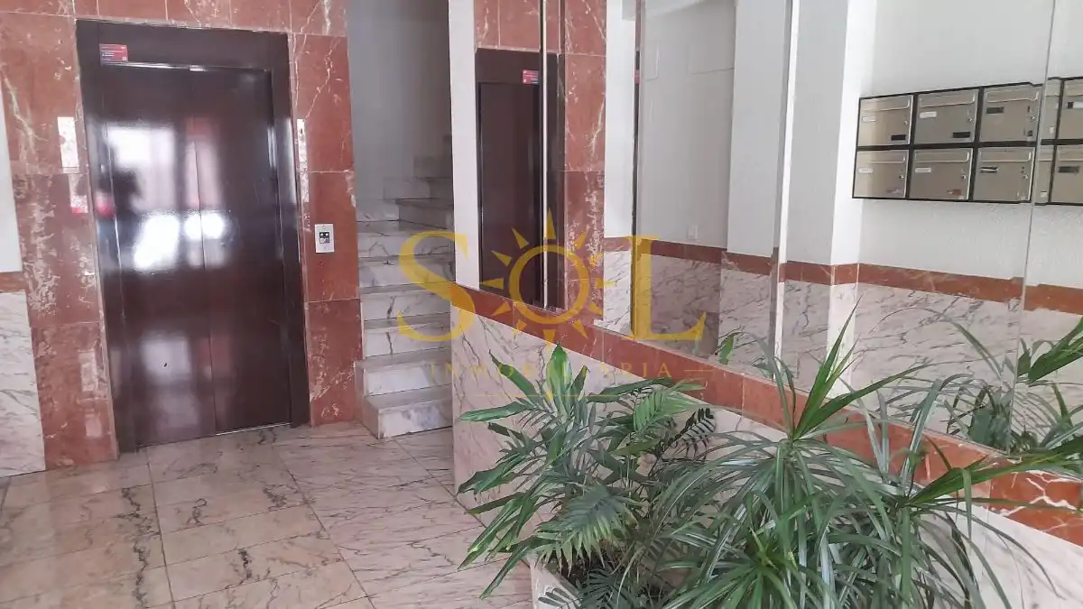 Wohnung zur Miete in Calle León Martín Granizo, La Lastra
