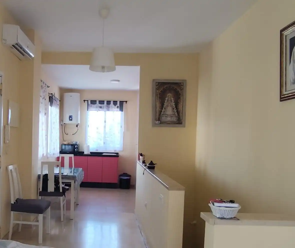 Küche von Wohnung zum Verkauf in Almonte mit Klimaanlage, Terrasse und Möbliert
