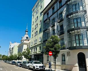 Vista exterior de Pis en venda en Valladolid Capital amb Calefacció