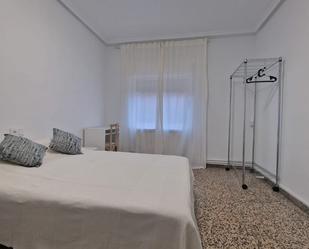 Bedroom of Flat to rent in La Bañeza   with Heating, Furnished and Oven