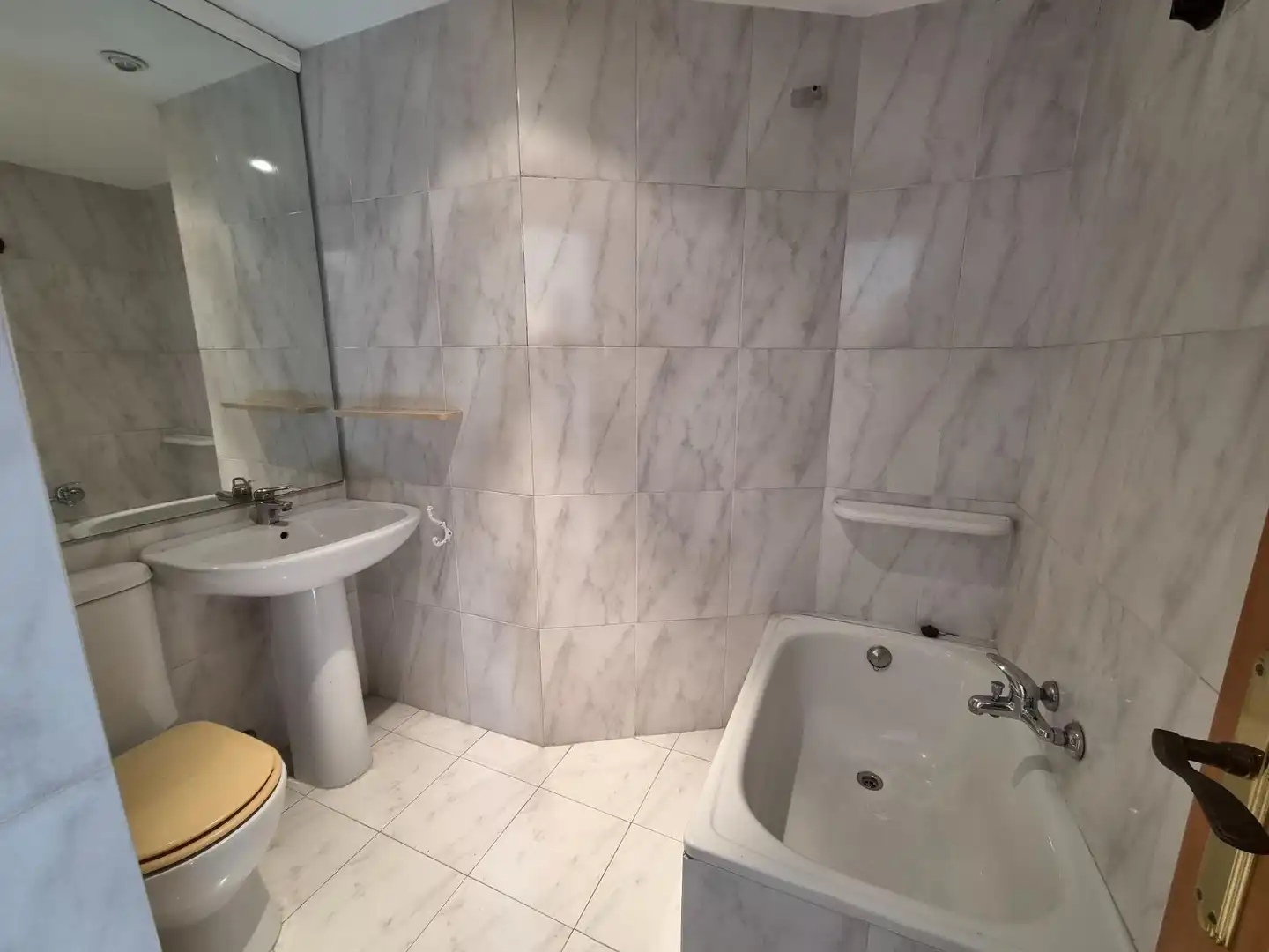Baño de Ático en venta en Godella con Calefacción y Terraza