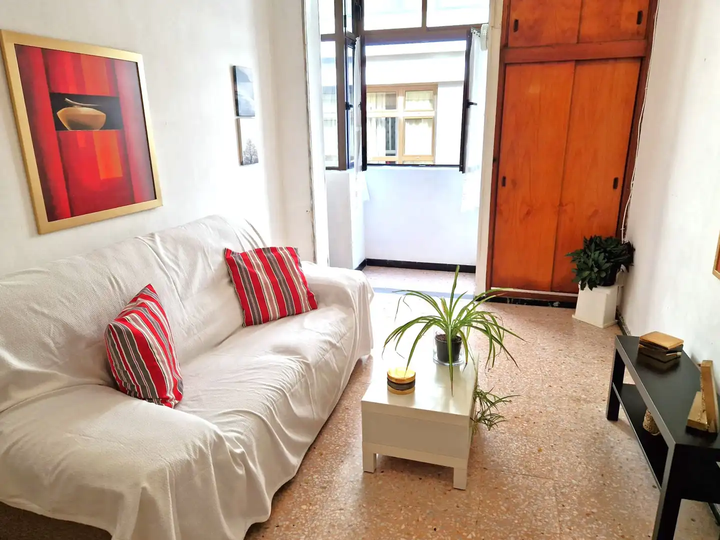 Sala de estar de Piso en venta en Las Palmas de Gran Canaria con Balcón y Internet