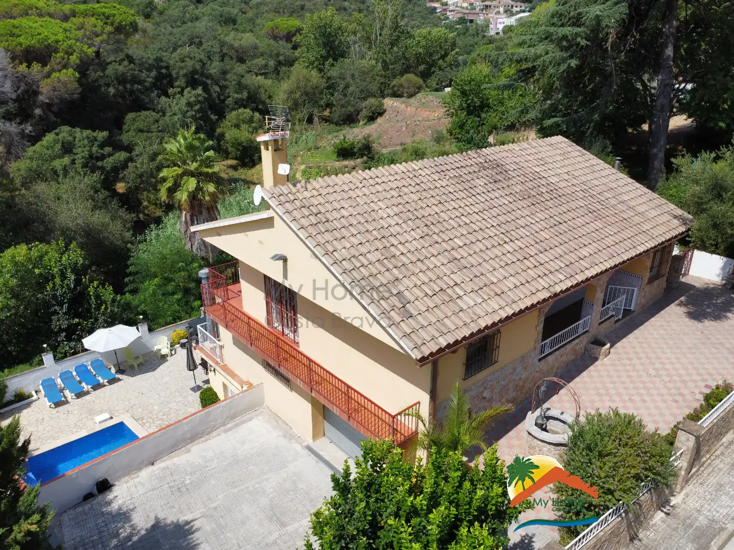 Casa amb piscina en venda a Lloret Verd - Els Pinars, imagen 2