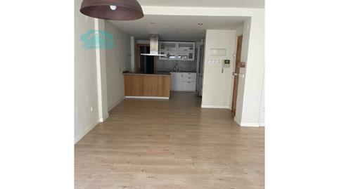 Photo 3 of Flat to rent in Avenida Alfonso el Sabio, Mercado, Alicante