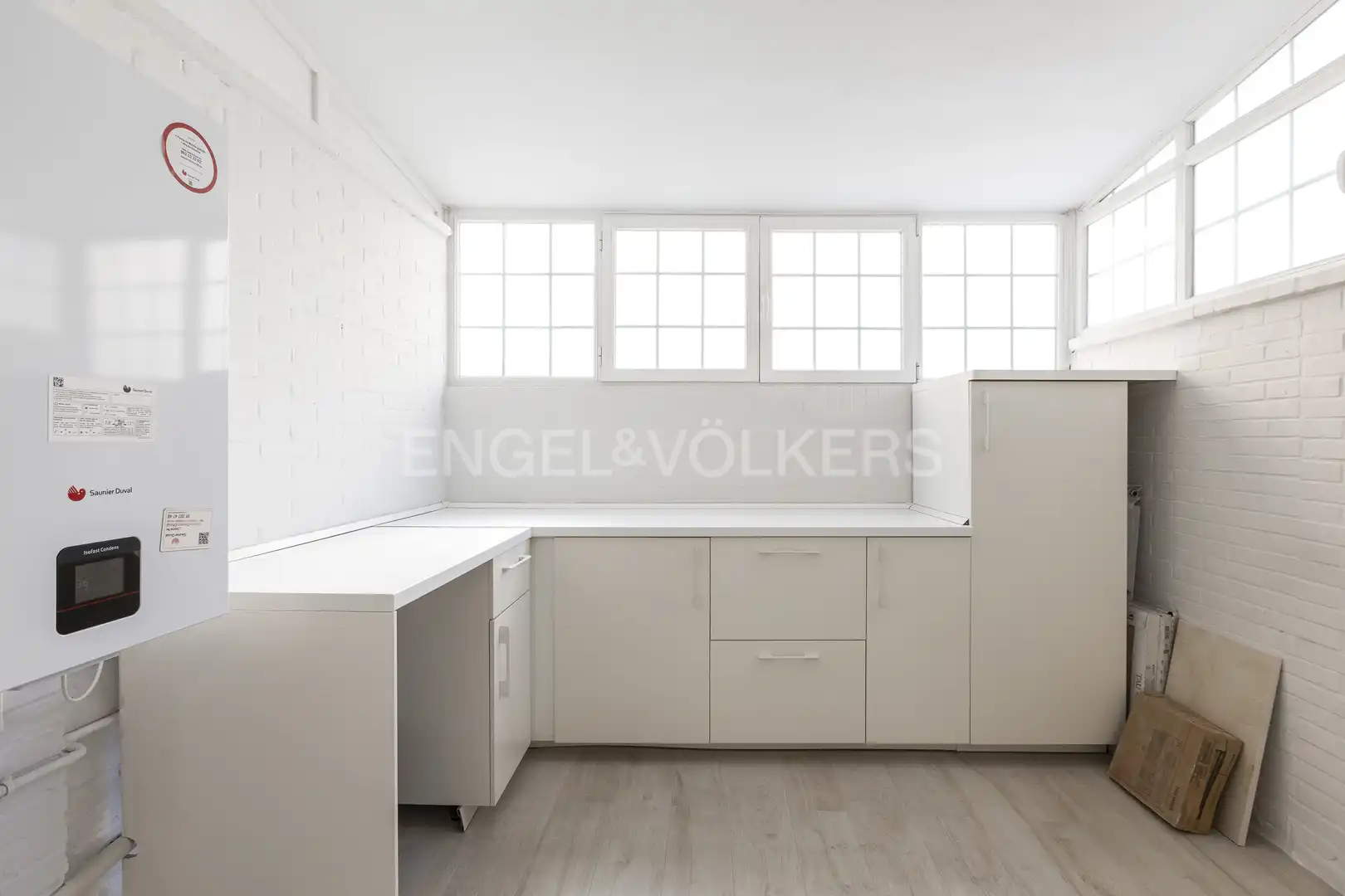 Kitchen of Houses for sale in Pozuelo de Alarcón  with Air Conditioner, Heating and Swimming Pool