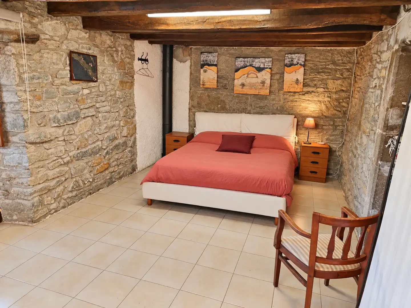 Dormitori de Casa o xalet en venda en Rupit i Pruit amb Calefacció, Terrassa i Moblat