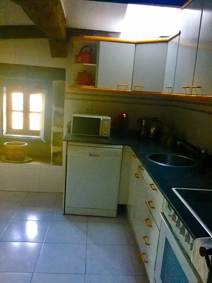 Cuina de Casa o xalet en venda en Reocín amb Calefacció, Parquet i Terrassa