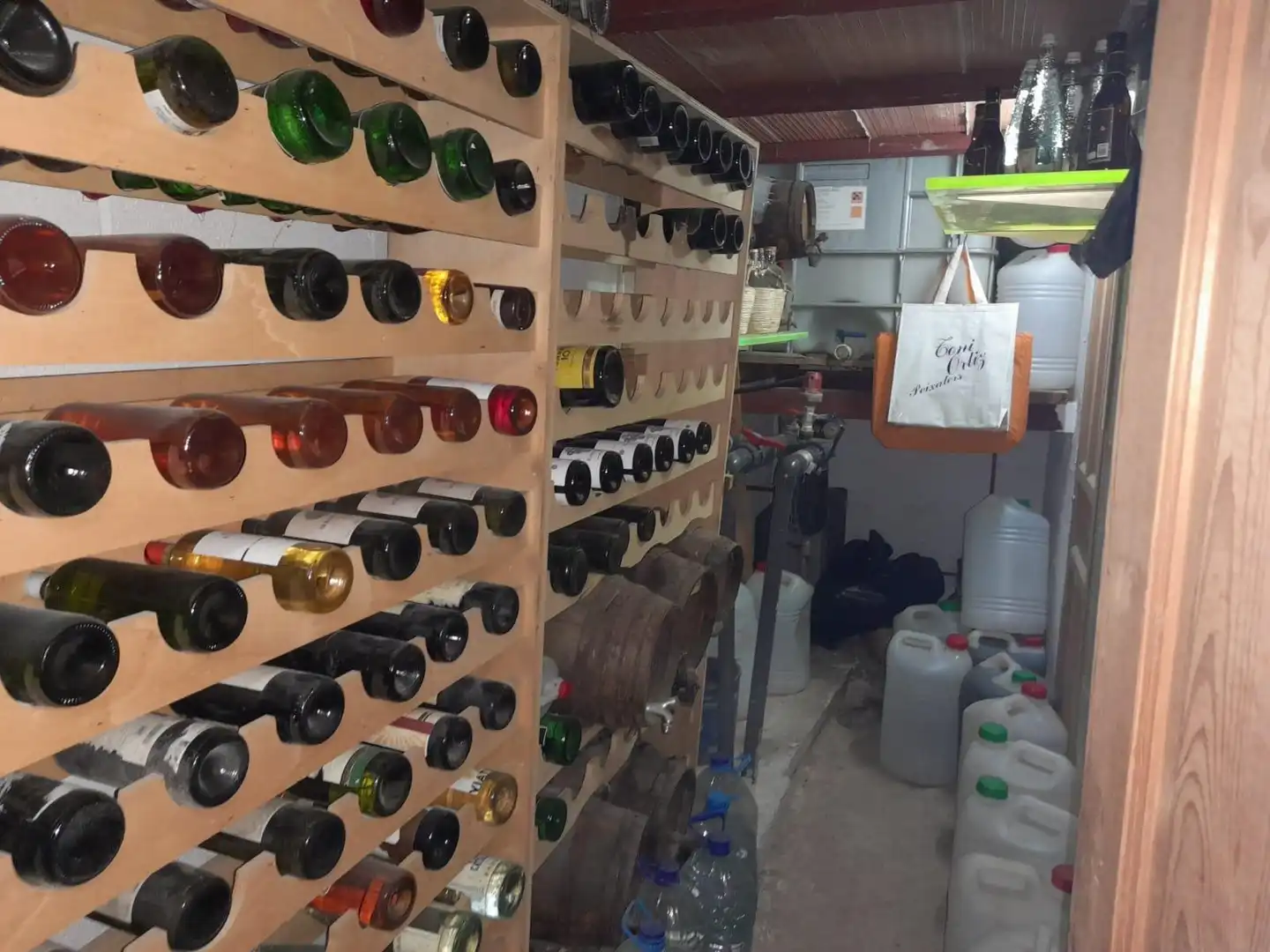 Casa o xalet en venda en Flix amb Jardí privat, Terrassa i Traster