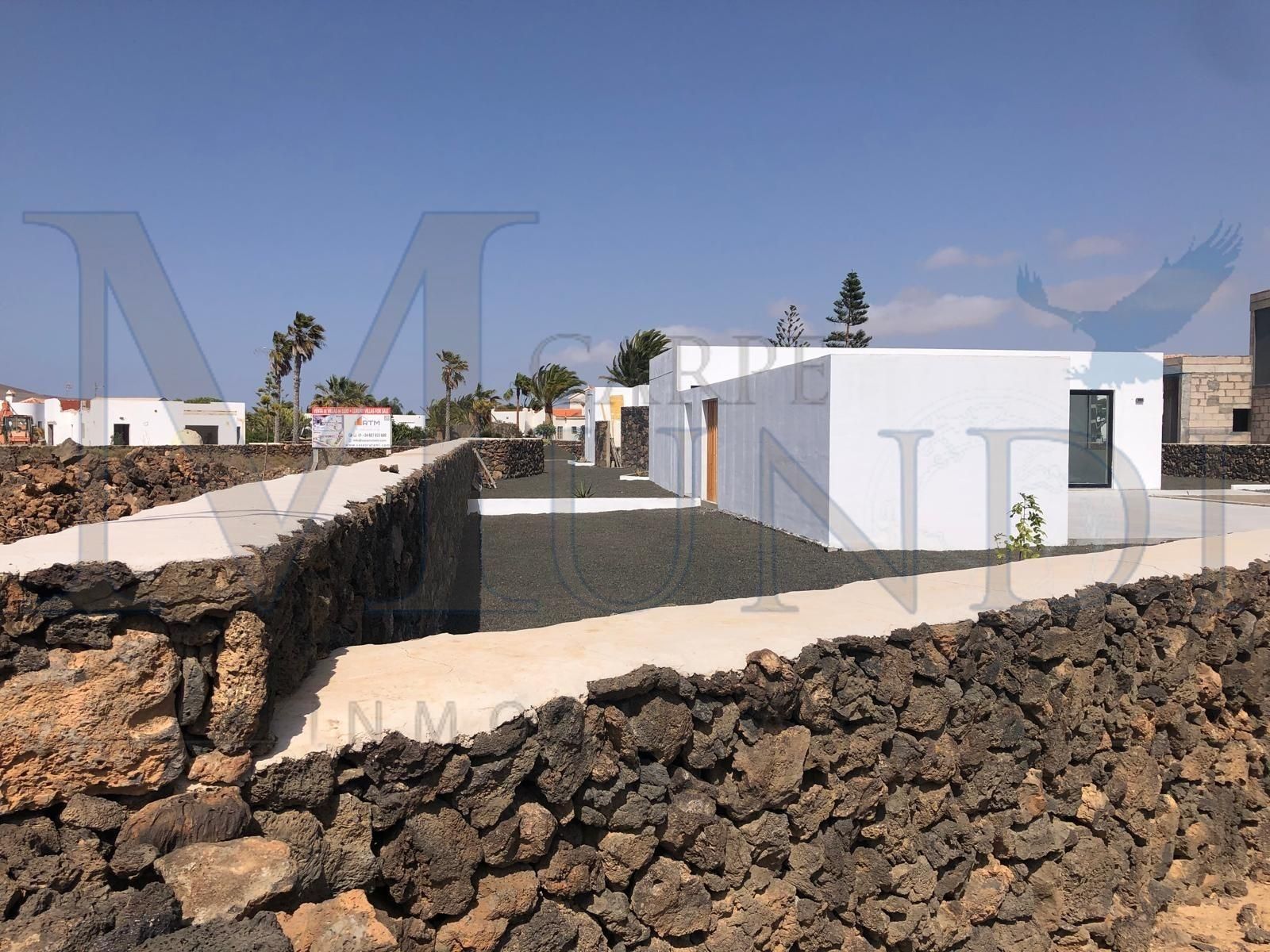 Exterior view of House or chalet for sale in La Oliva