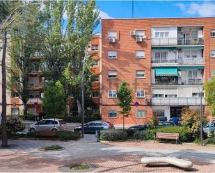 Vista exterior de Pis en venda en Móstoles amb Calefacció i Terrassa