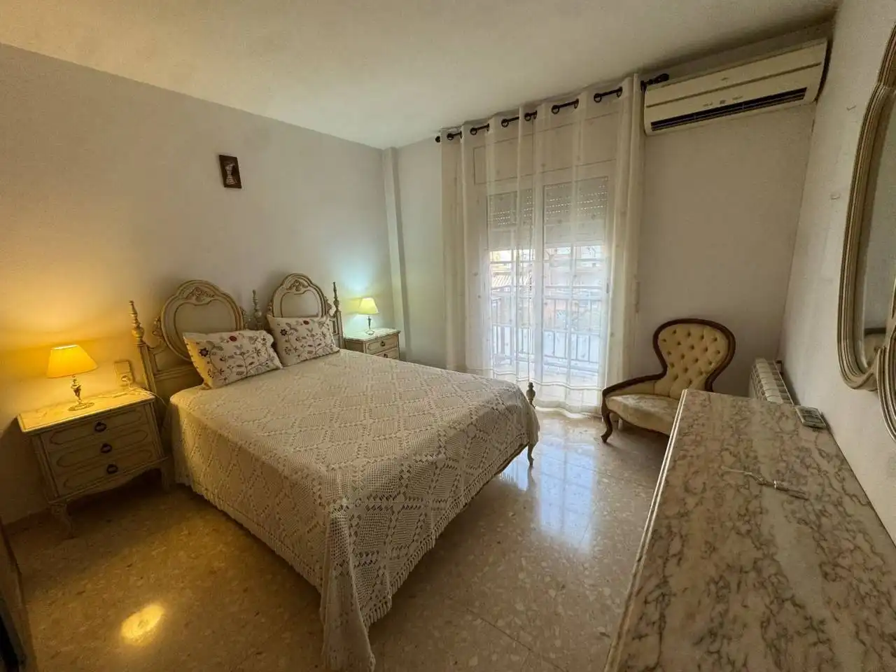 Flat with terrace to rent in Sant Miquel, imagen 14