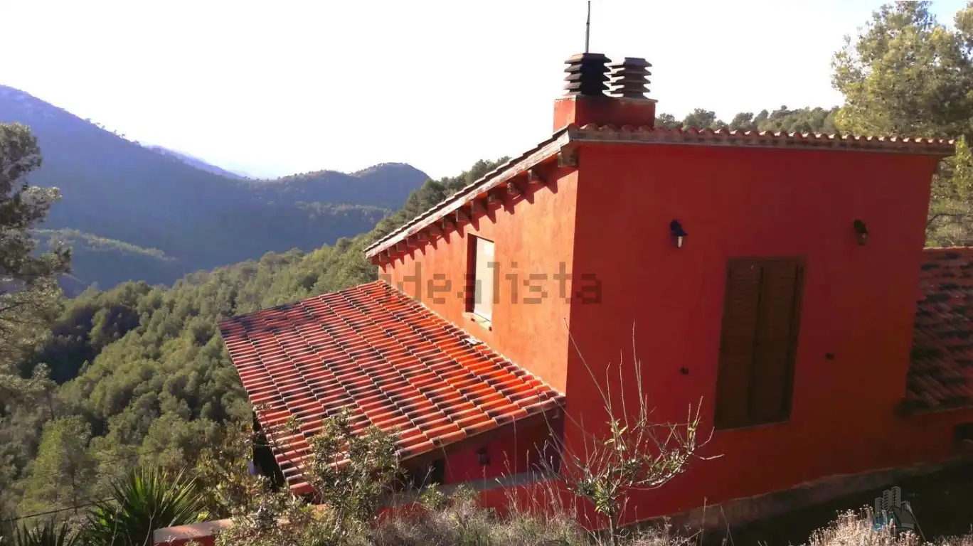 Vista exterior de Casa o chalet en venta en Gelida con Calefacción