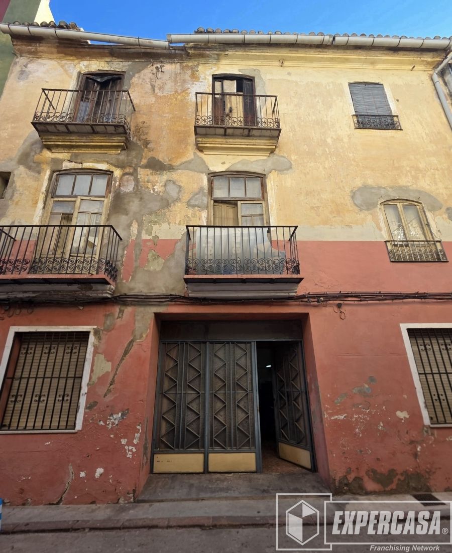 Casa adosada en venta en La Vila, Casc Urbà