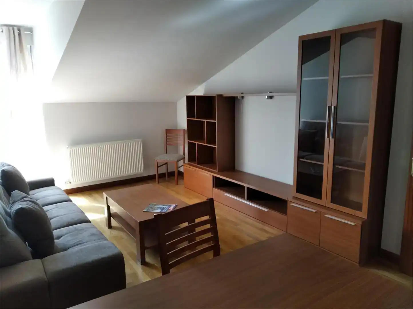 Sala d'estar de Pis en venda en Villaturiel amb Parquet, Traster i Moblat