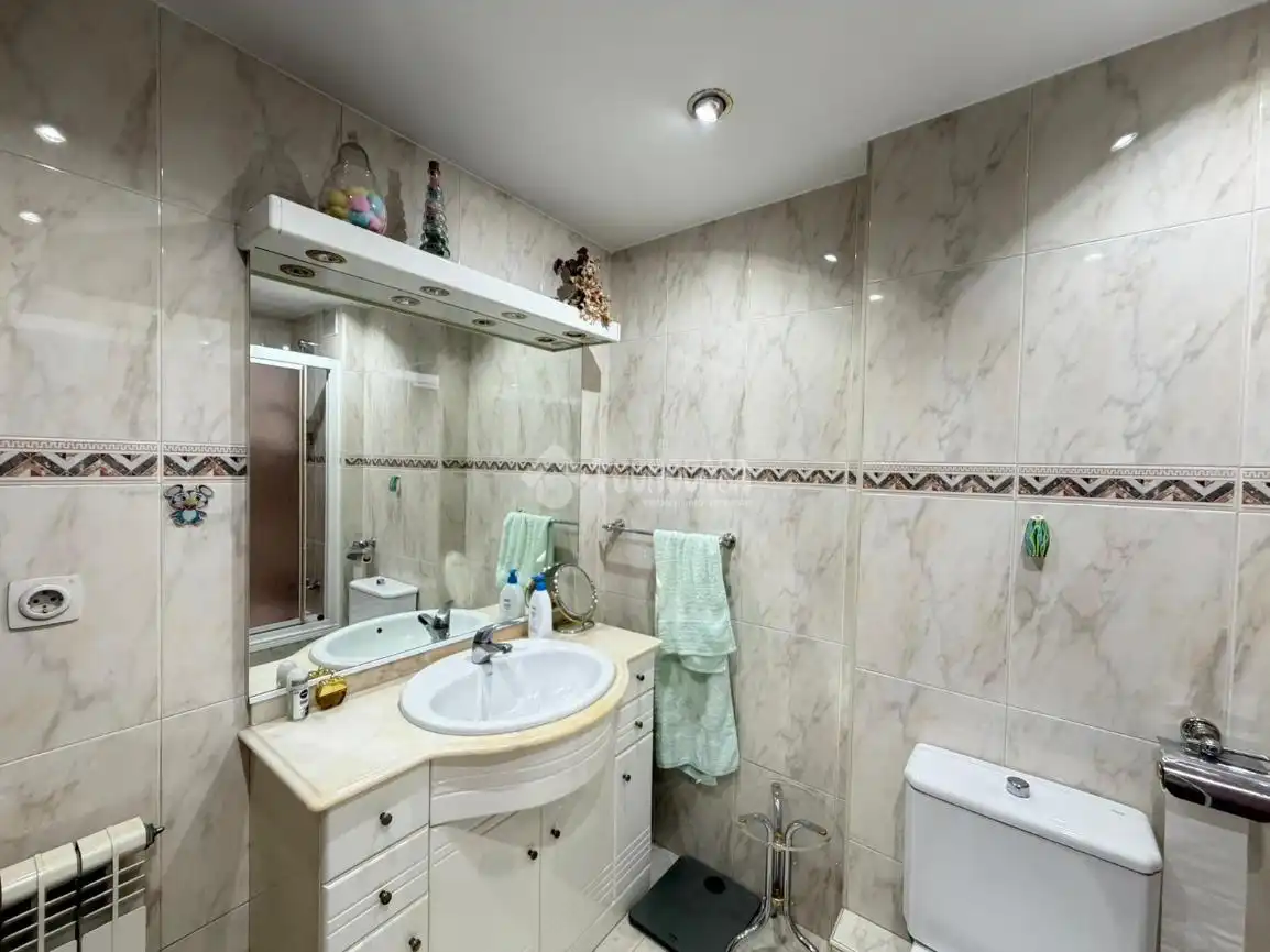 Baño de Piso en venta en Madrid con Aire acondicionado, Calefacción y Terraza