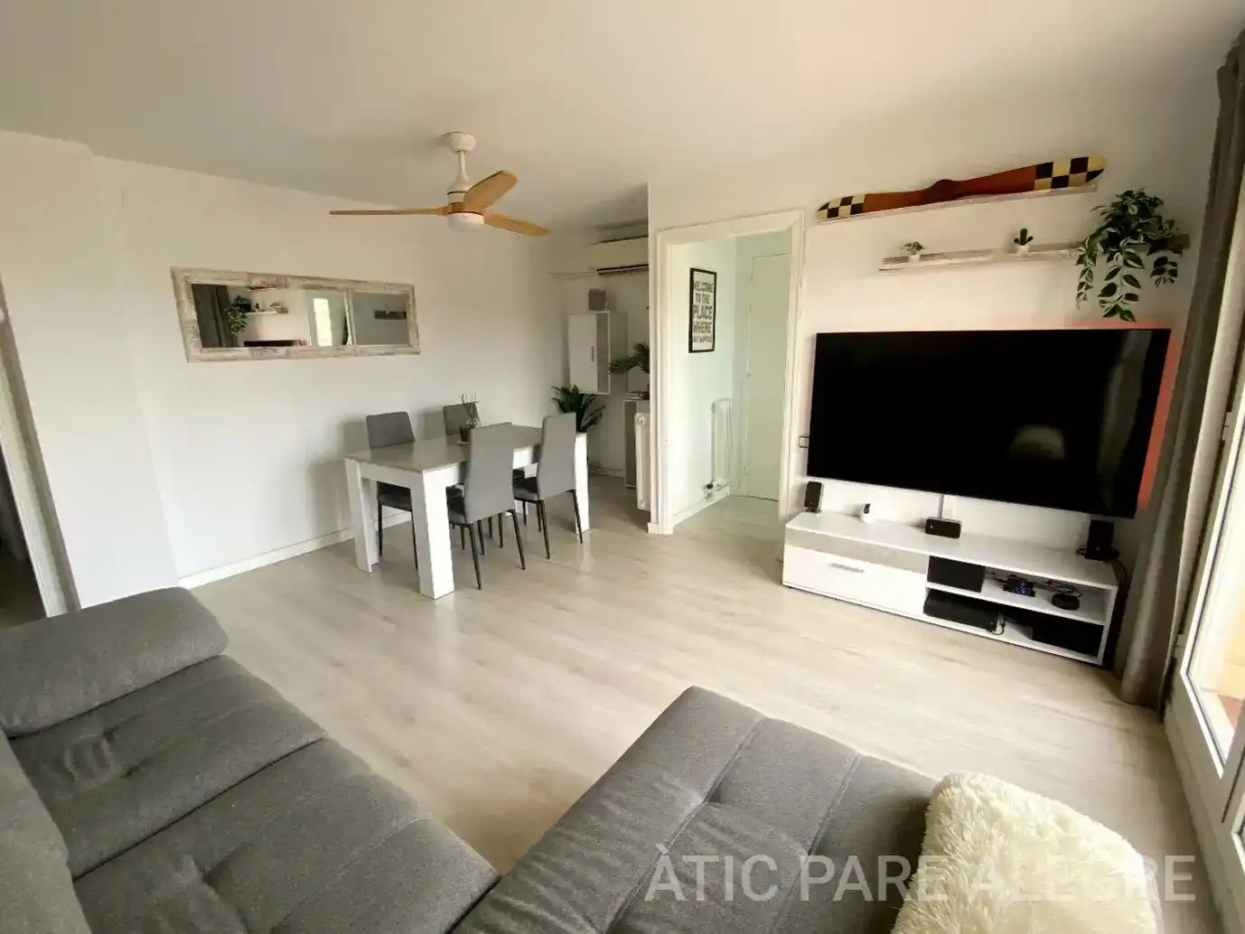 Sala d'estar de Àtic en venda en Terrassa amb Aire condicionat