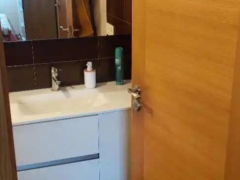 Badezimmer von Wohnung zur Miete in A Illa de Arousa  mit Heizung, Möbliert und Ofen
