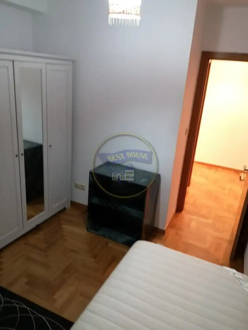 Flat for rent in Vigo   with Heating, Parquet flooring and Furnished
