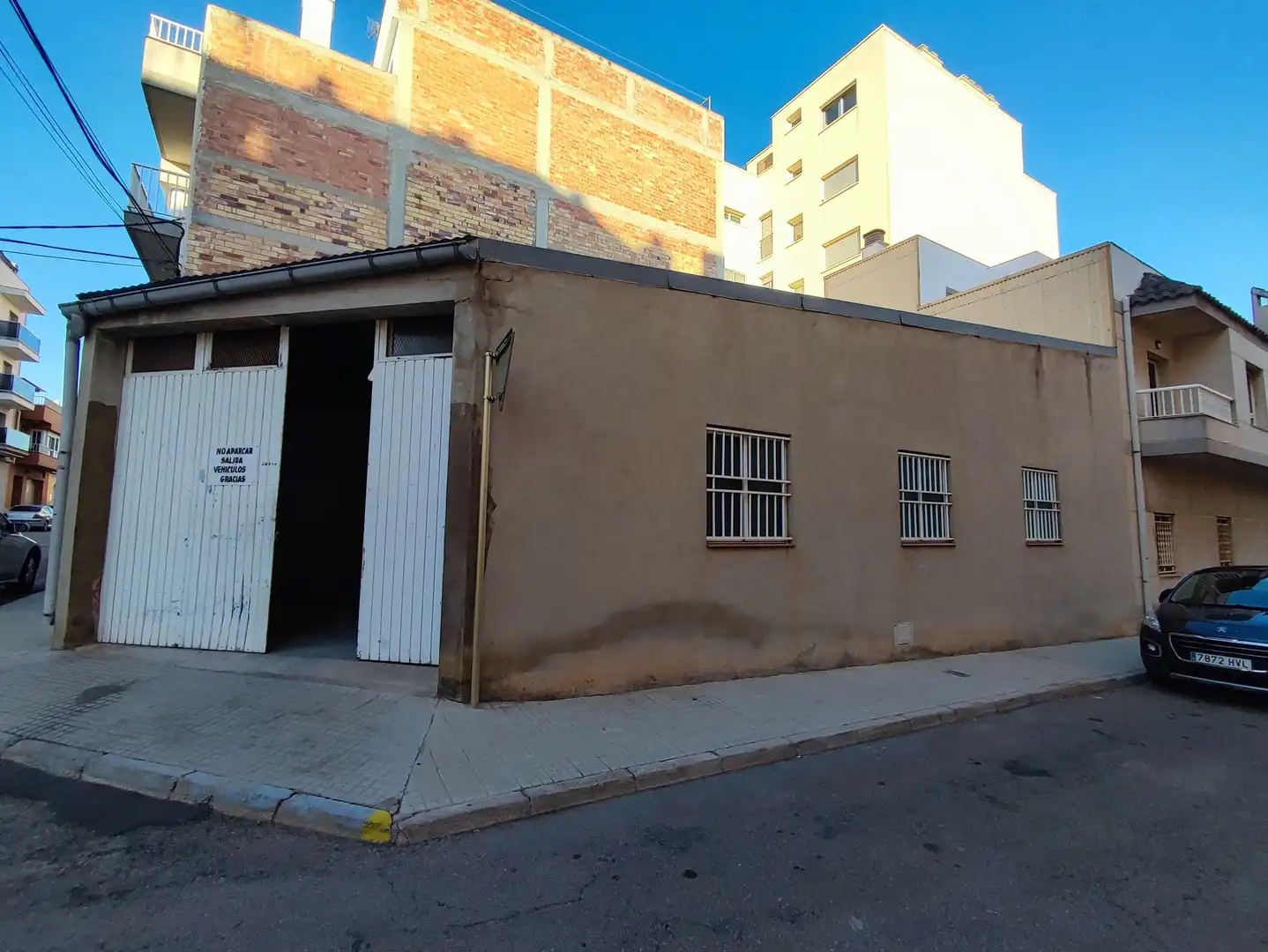 Vista exterior de Local en venta en La Ràpita