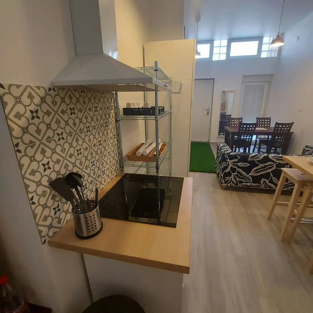 Kitchen of Flat for share in  Sevilla Capital  with Air Conditioner, Heating and Furnished