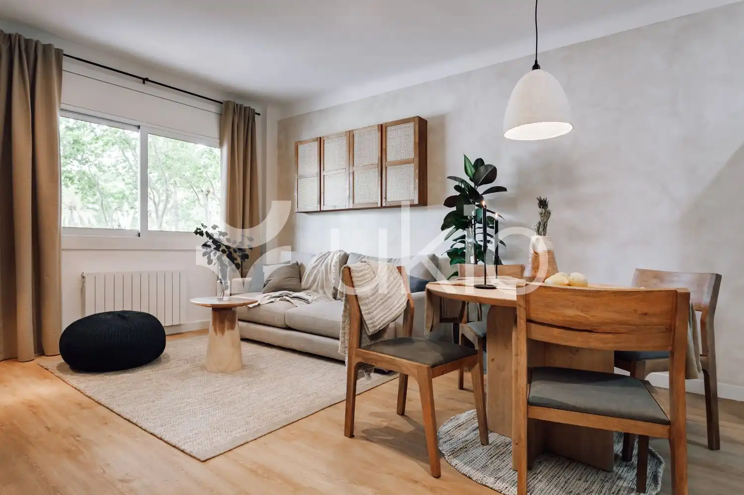 Sala de estar de Apartamento de alquiler en Barcelona con Aire acondicionado, Calefacción y Amueblado