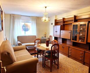 Living room of Flat for sale in Salamanca Capital  with Storage room and Balcony