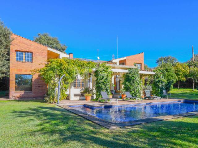 Casa-chalet en Venta en Sant Julià de Vilatorta