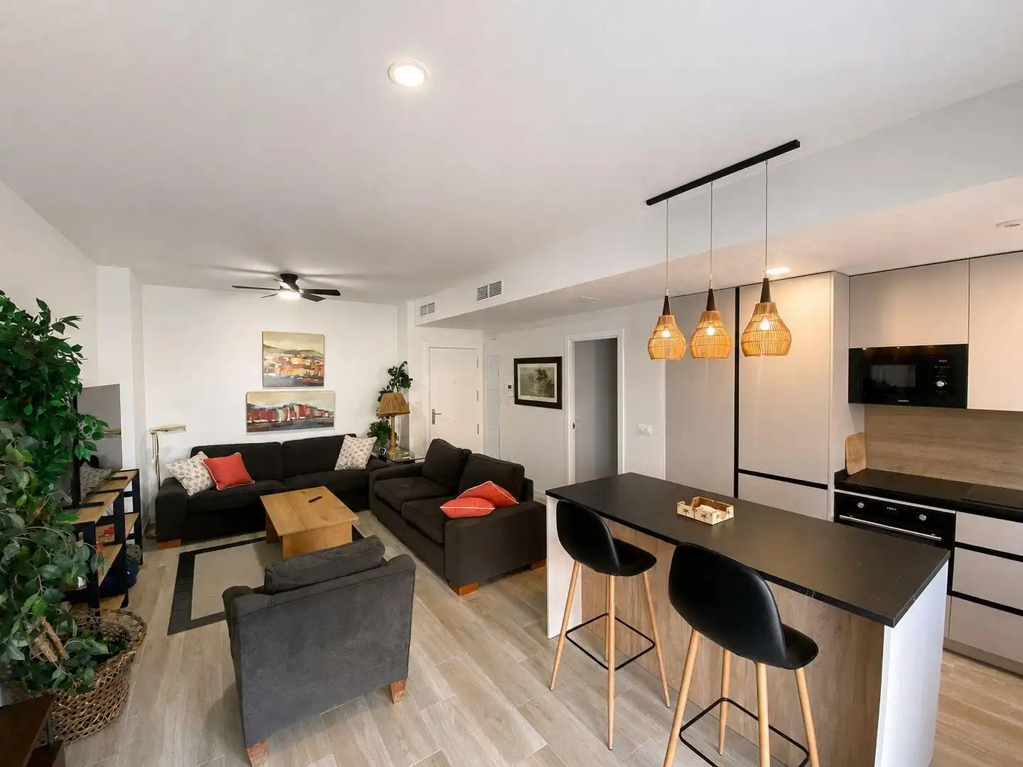 Living room of Flat for rent in Córdoba  with Heating, Terrace and Storage room