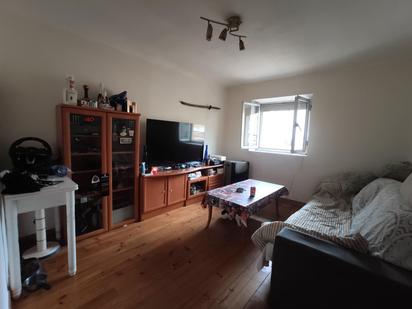 Sala d'estar de Apartament en venda en Burgos Capital amb Calefacció