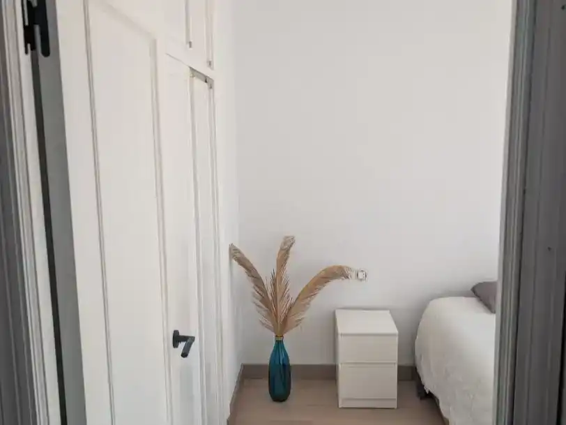 Dormitori de Pis en venda en Camas amb Aire condicionat, Parquet i Moblat