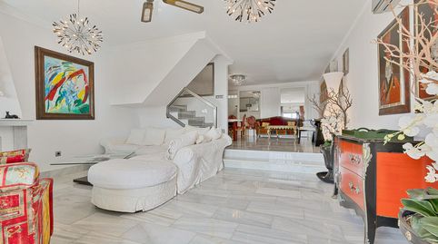 Exclusiva casa adosada con vistas al golf y al mar en Mijas Golf