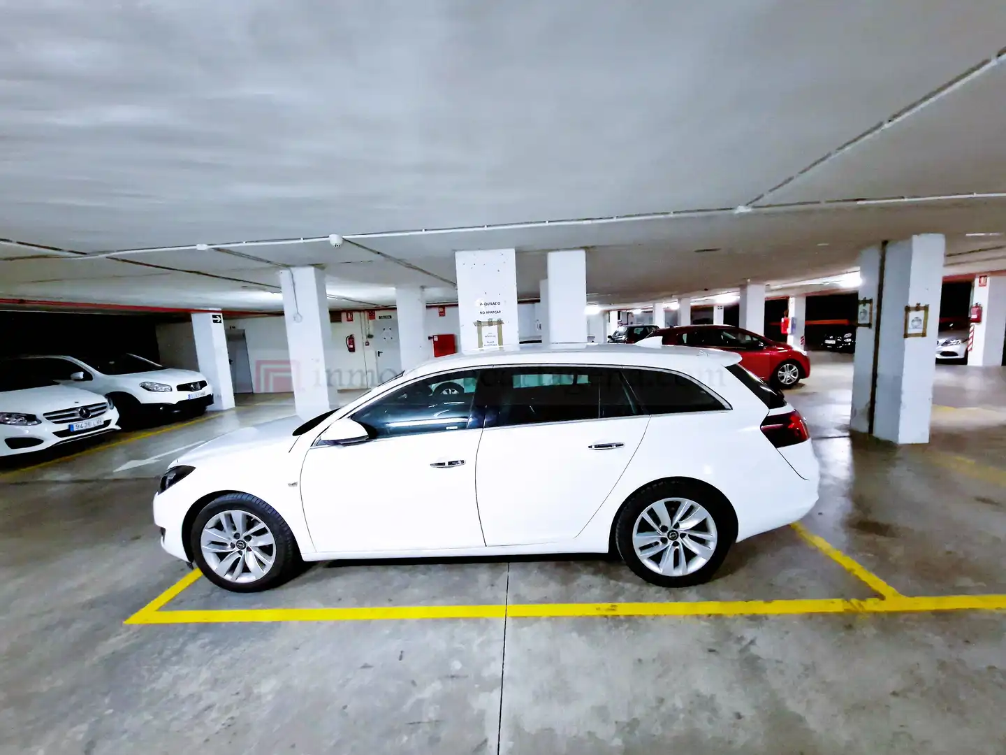 Parking de Piso en venta en Cartagena con Aire acondicionado