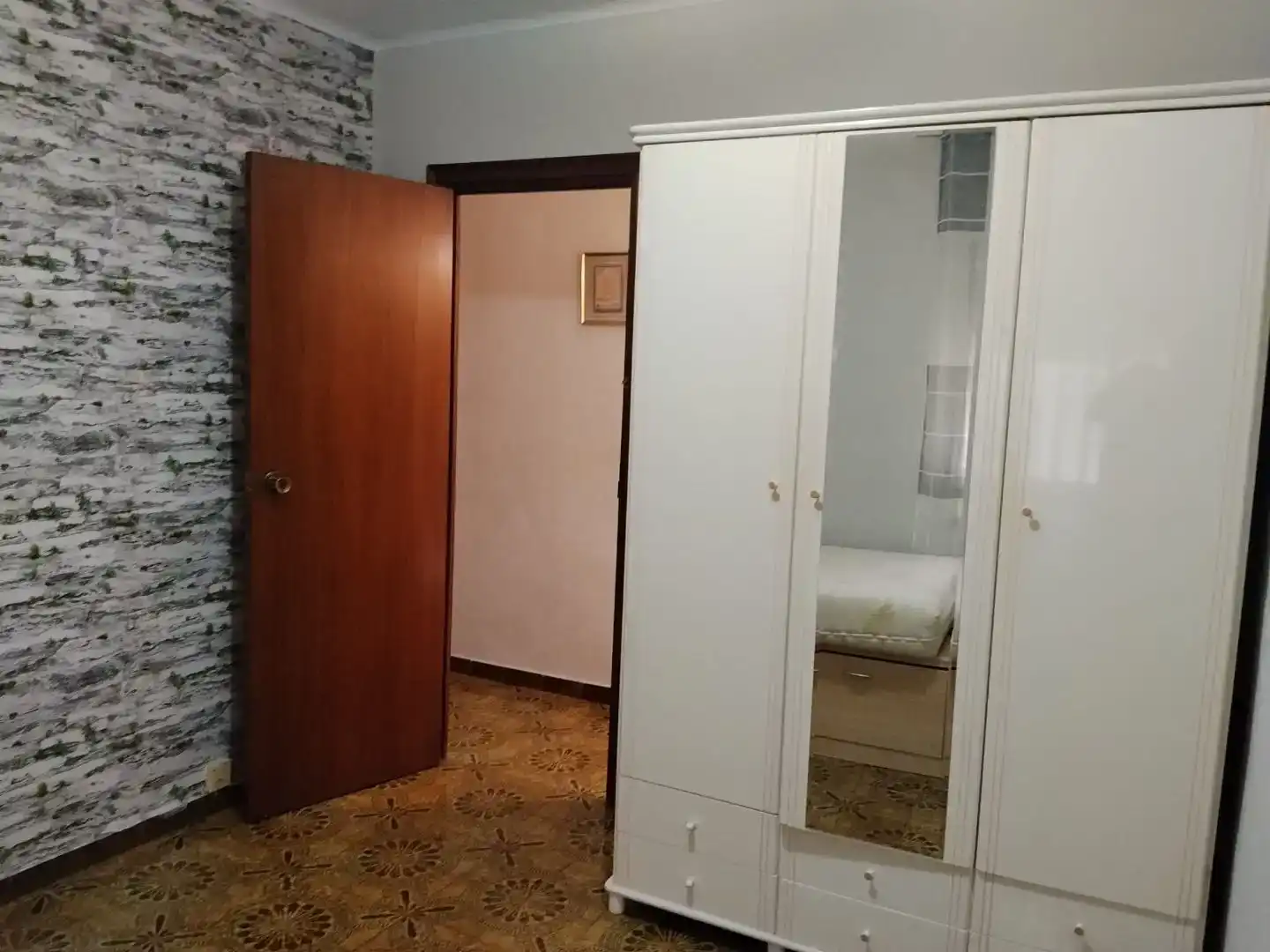 Dormitori de Pis en venda en L'Hospitalet de Llobregat amb Balcó