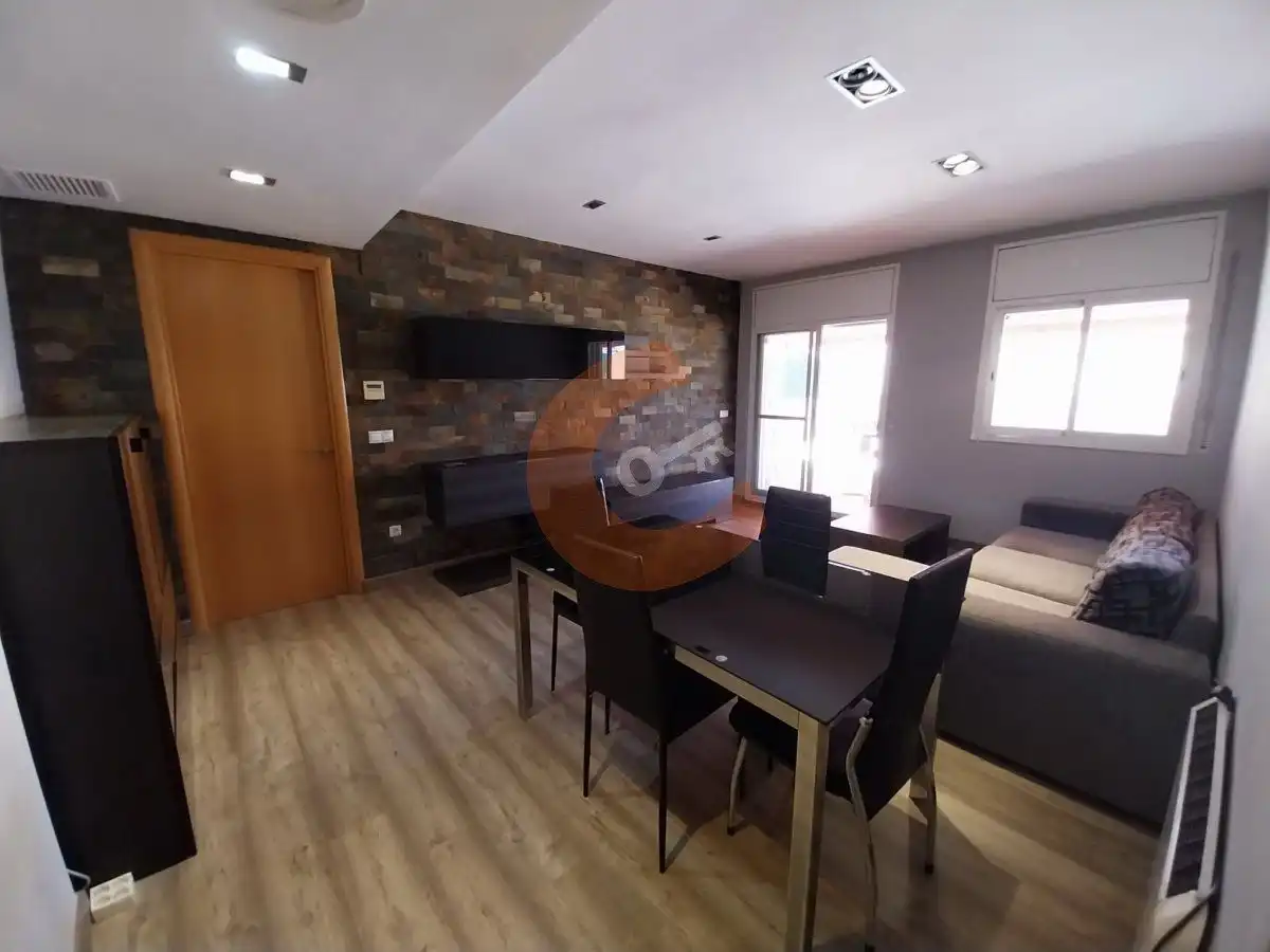 Living room of Flat for sale in El Vendrell  with Air Conditioner, Heating and Parquet flooring