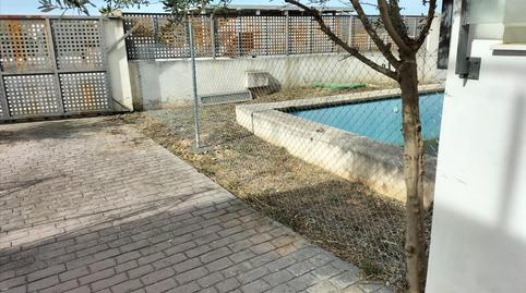 Photo 4 of Single-family semi-detached for sale in Riba-roja de Túria, Valencia