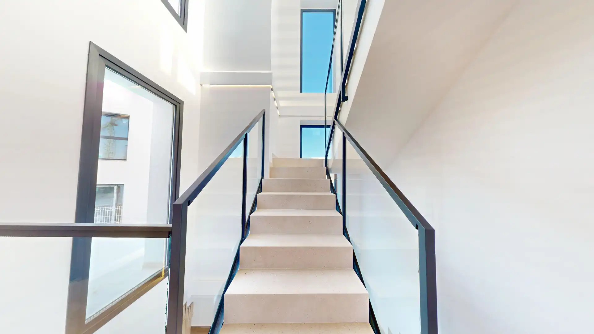 Casa di nuova costruzione con terrazza in vendita a Avenida Barcelona, imagen 8