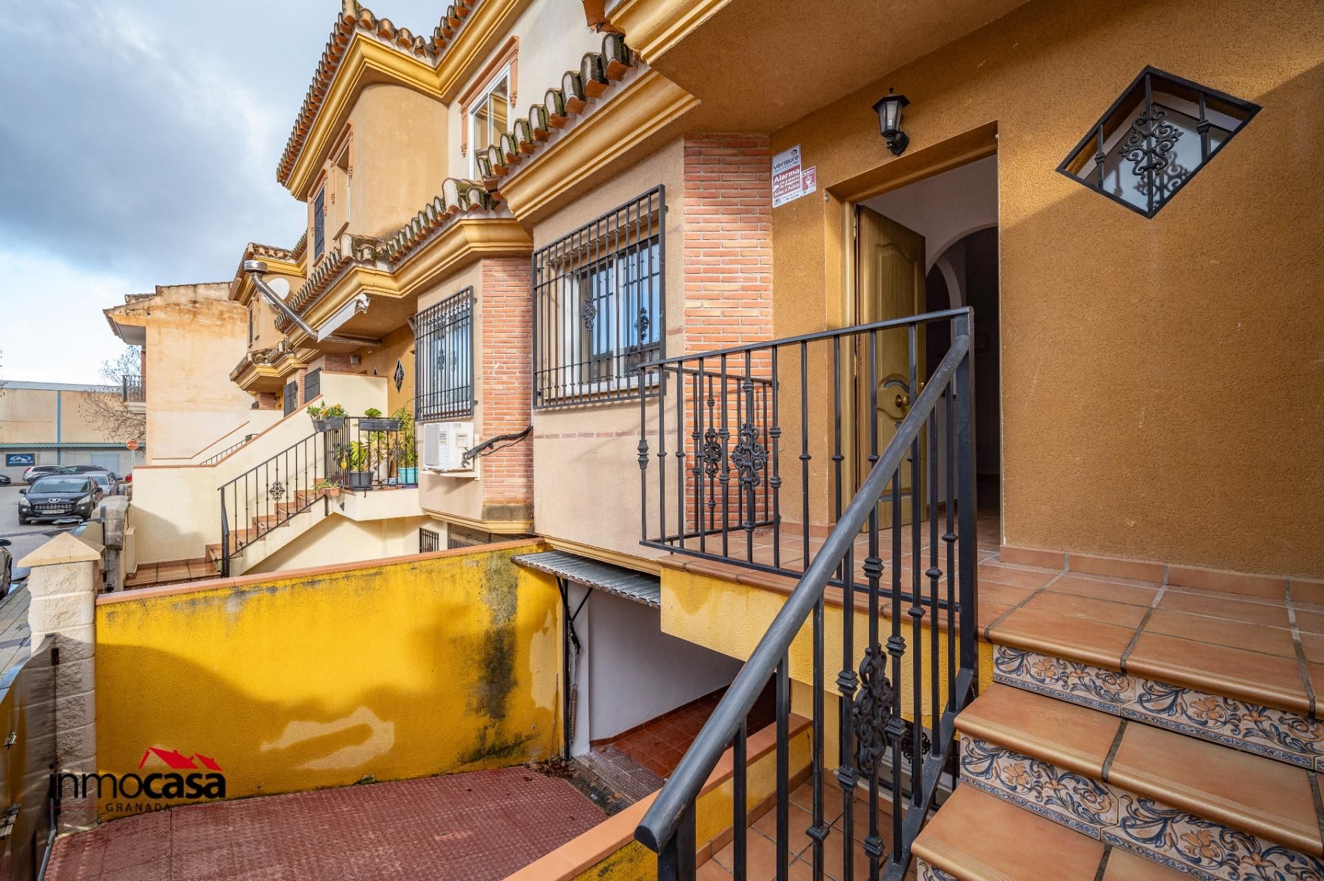 Exterior view of Single-family semi-detached for sale in Cijuela