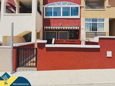 Bungalow avec piscine à vendre à Orihuela Costa