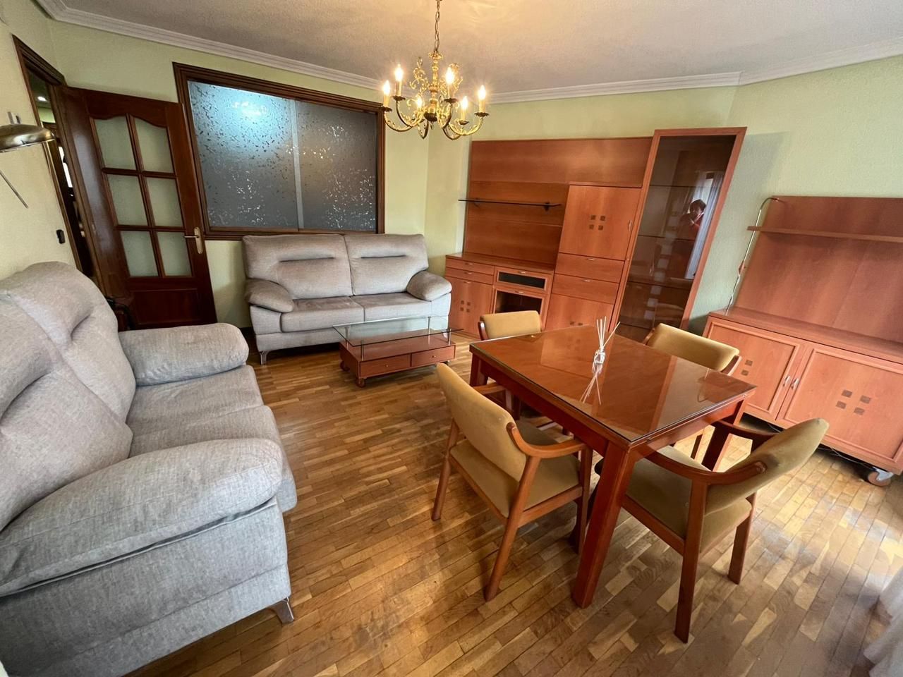 Living room of Flat for sale in Salamanca Capital  with Heating and Parquet flooring