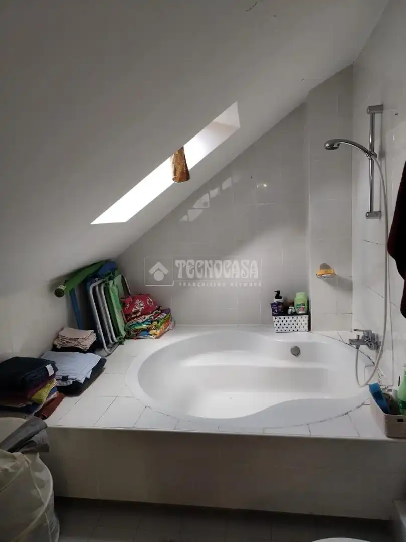 Badezimmer von Wohnung zum Verkauf in Collado Villalba mit Parkett und Gemeinschaftspool
