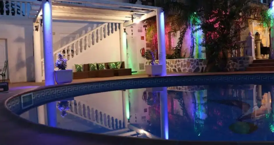 Piscina de Local en venta en Calpe / Calp con Internet