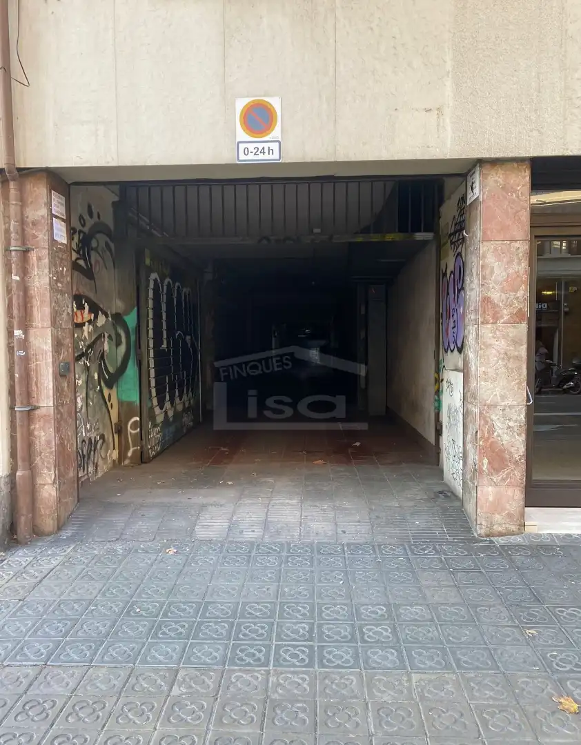 Einzelparkplatz zum Verkauf in Carrer de Sant Antoni Maria Claret, imagen 6