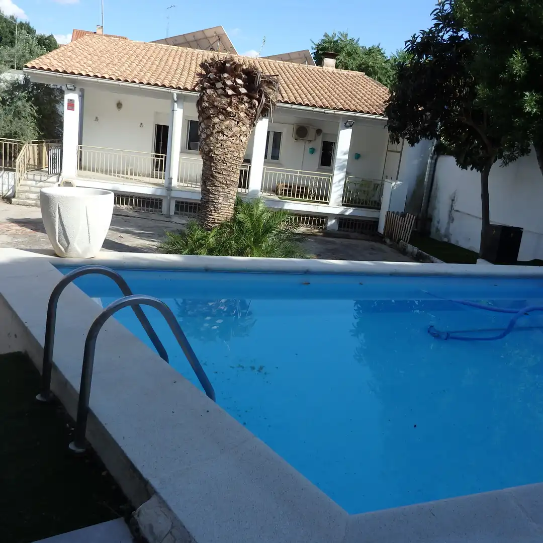 Piscina de Casa o chalet en venta en Méntrida con Aire acondicionado, Calefacción y Jardín privado