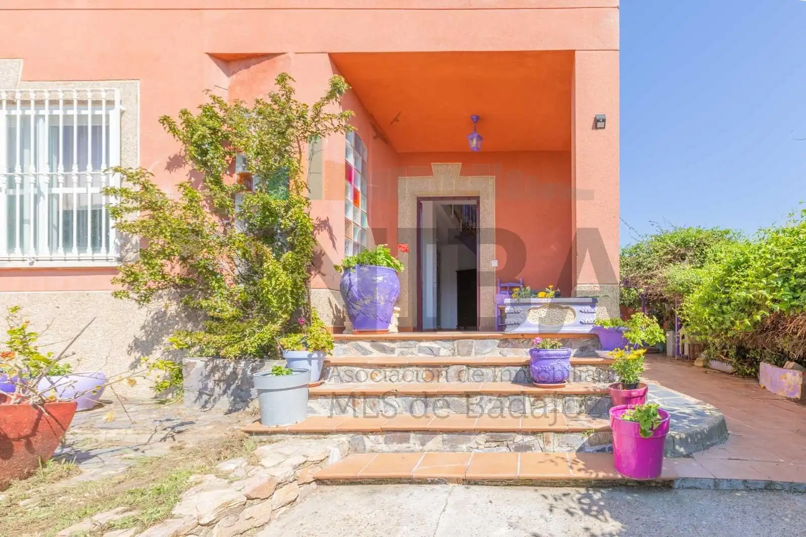 Jardí de Casa o xalet en venda en Badajoz amb Aire condicionat, Calefacció i Jardí privat