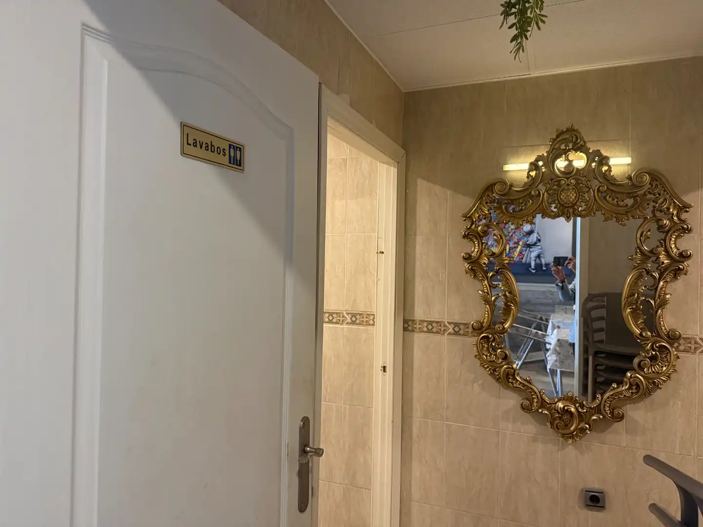 Baño de Local en traspaso en Granada con Aire acondicionado, Parquet y Terraza